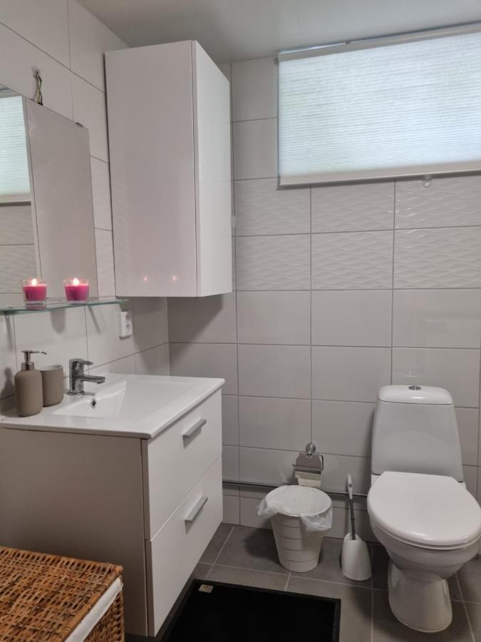 Ferienwohnung Moonlight - Trevlig Kallarlagenhet Broby Exterior foto